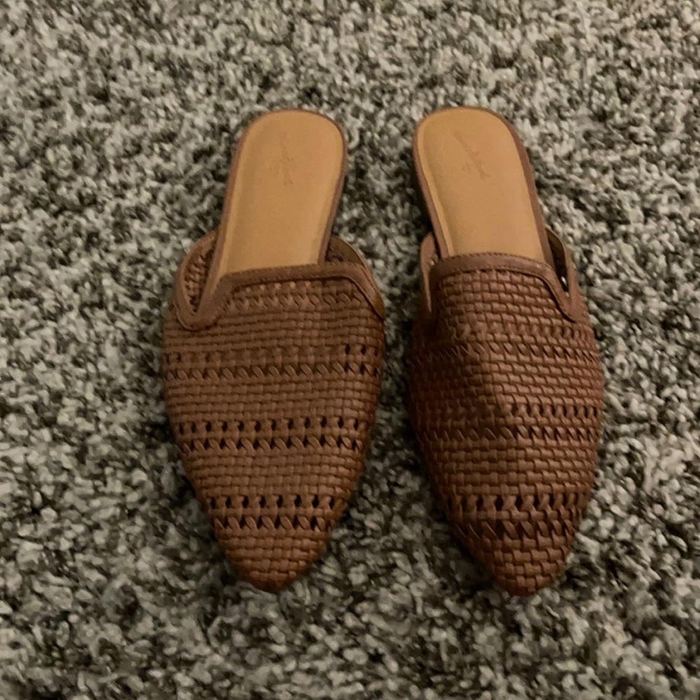 COPY - Woven mules